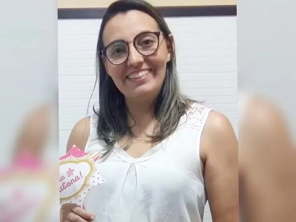 Jandra Mayandra da Silva Soares, de 35 anos, foi morta a tiros por um motociclista durante uma discussão no trânsito em Fortaleza. — Foto: Arquivo pessoal 