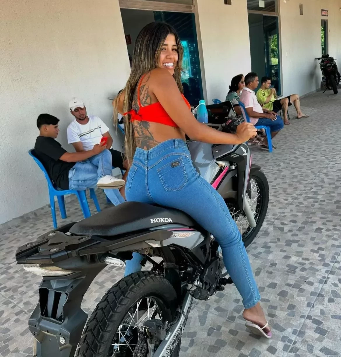 Ana Clara Lima também foi presa (Foto: Reprodução/Redes sociais)